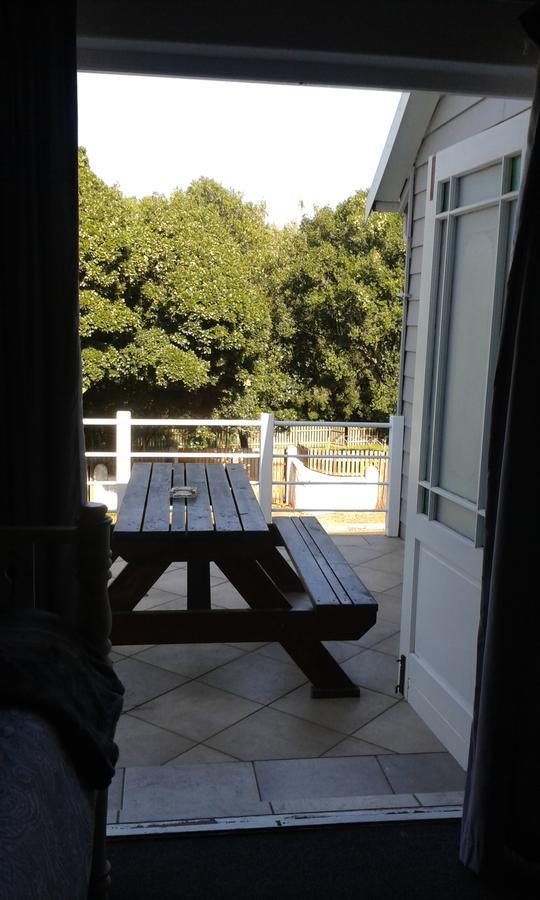 Knysna N2 Lodge Exterior foto